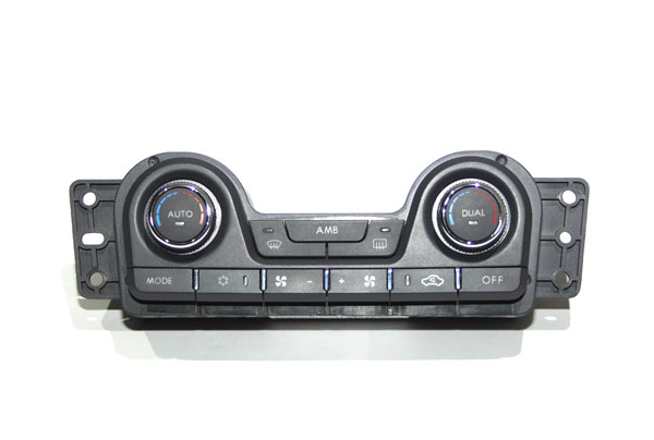 自動(dòng)空調(diào)控制器