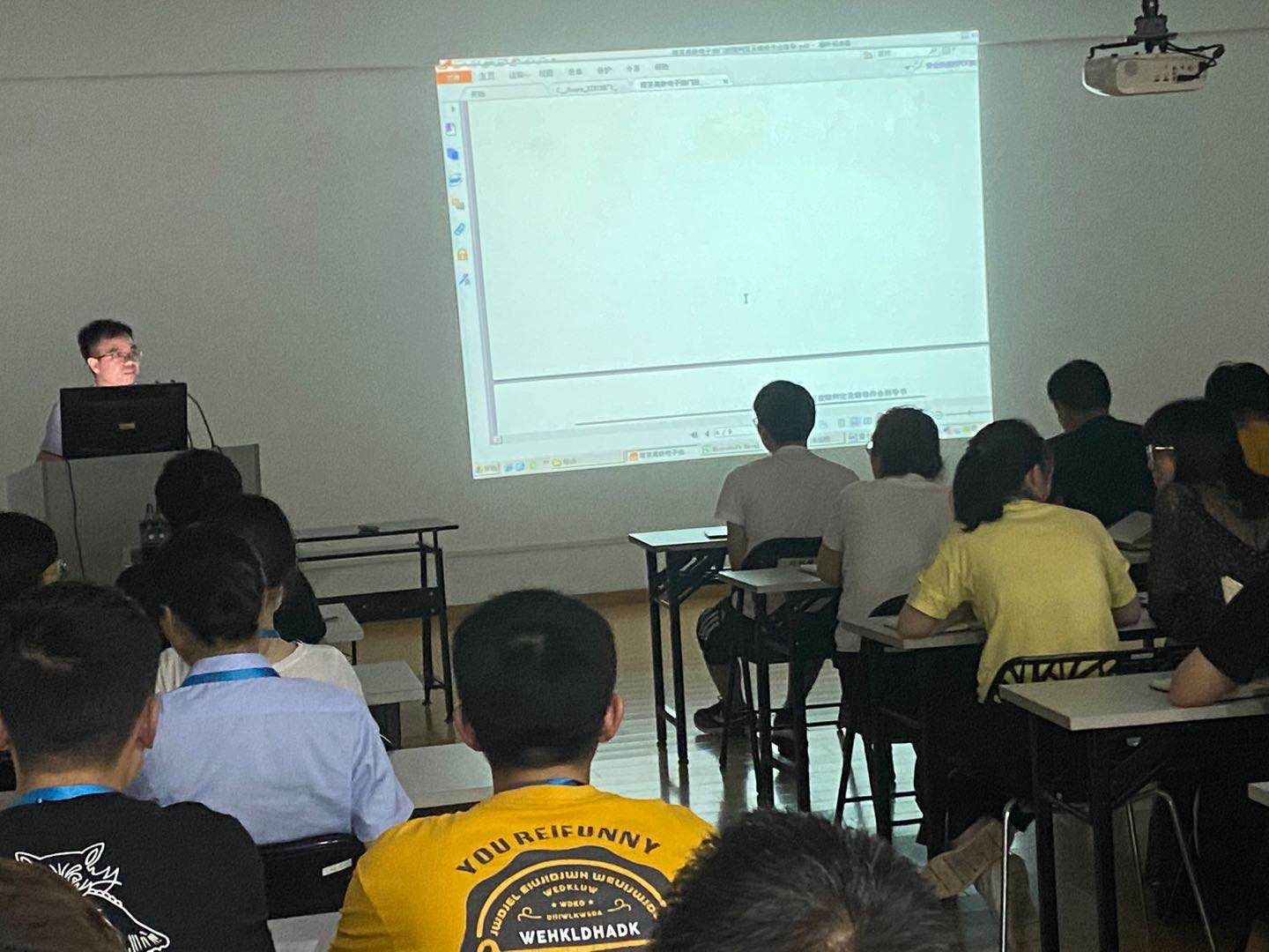 專題知識培訓(xùn)：電子油門系統(tǒng)、電氣原理培訓(xùn)